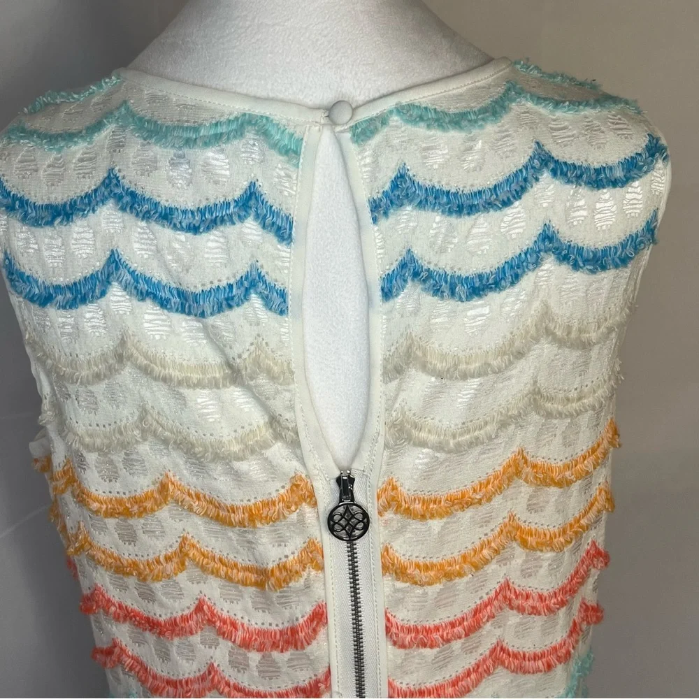 Antonio Melani Sleeveless sheath dress Rainbow scalloped fringe and lace‎ Size 6 - Picture 7 of 8